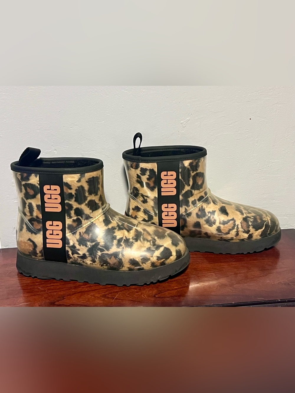 UGG Leopard Rain Boots - Chestnut/Black